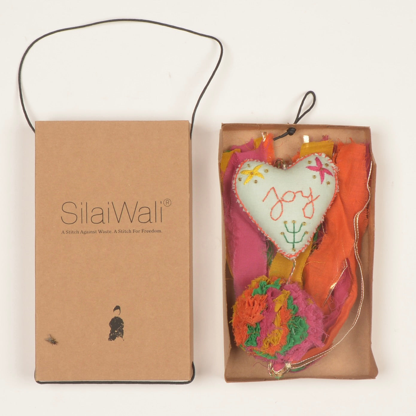 Mila — Festival Hanging