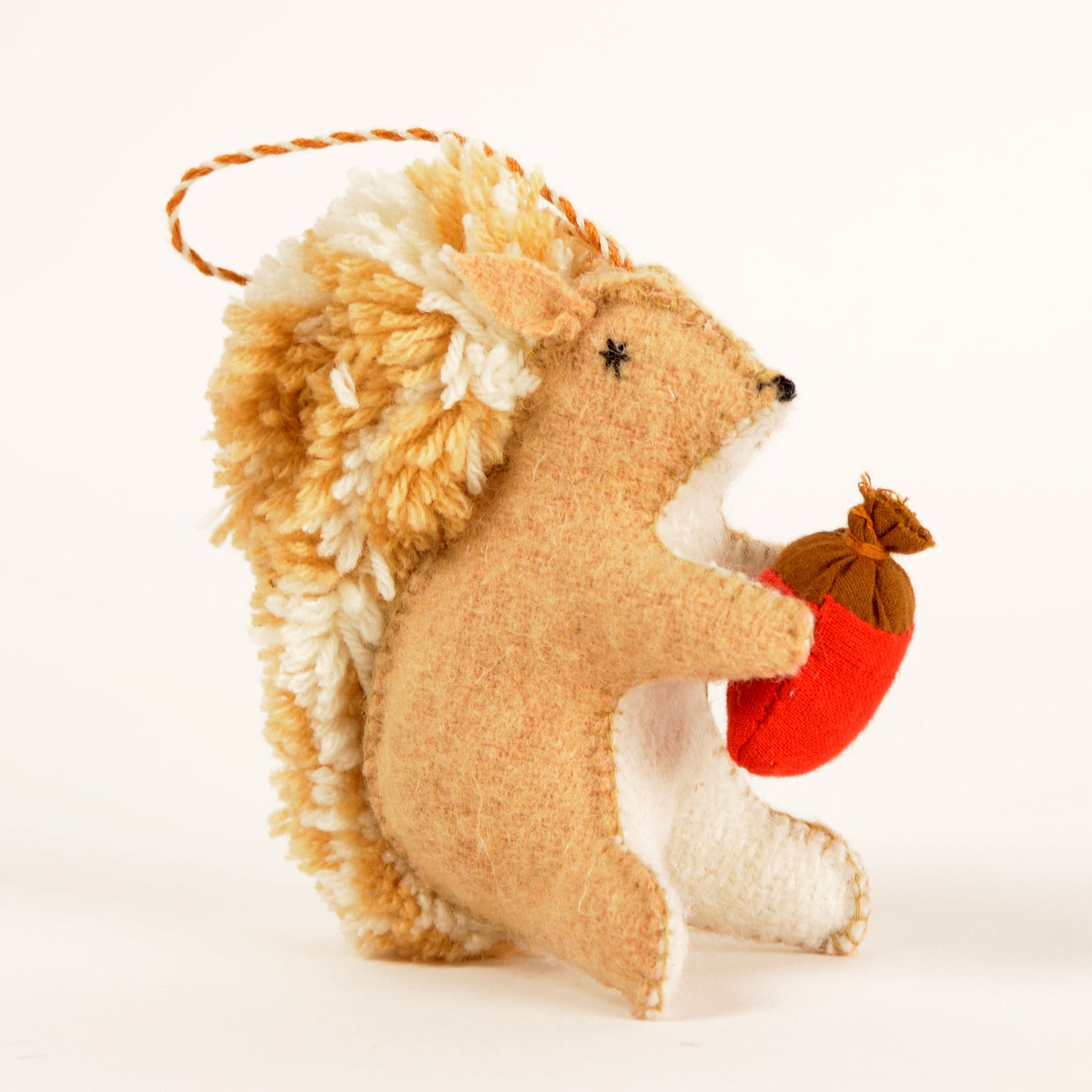 Alva — Festival Ornament